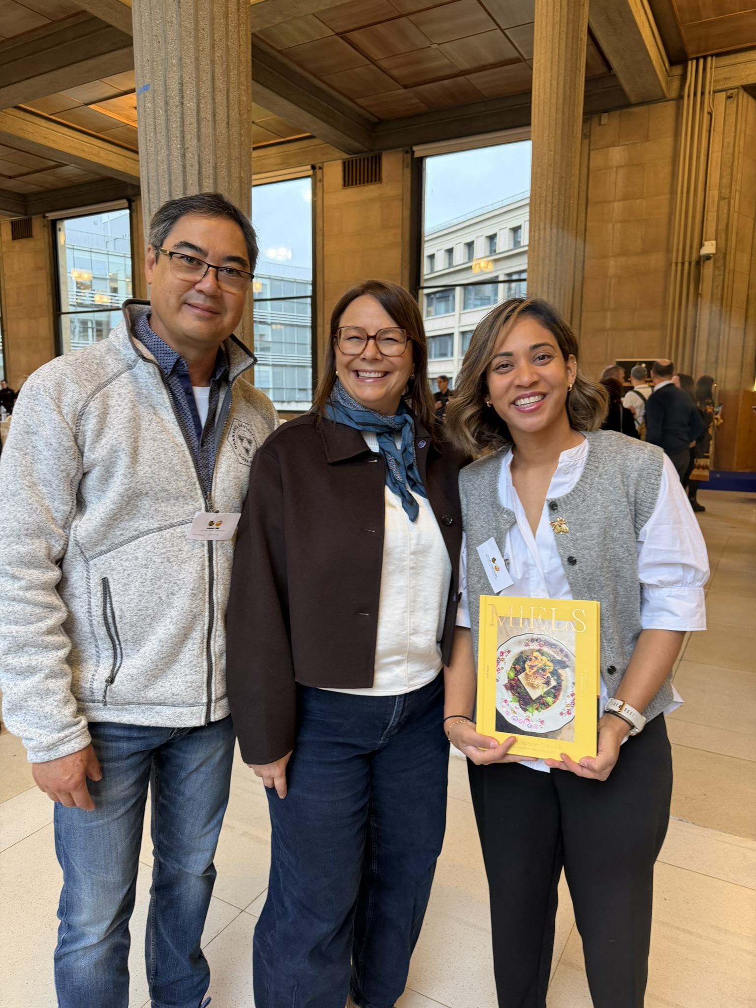 9e Concours des Miels de France - Palais du CESE - jury de dégustation